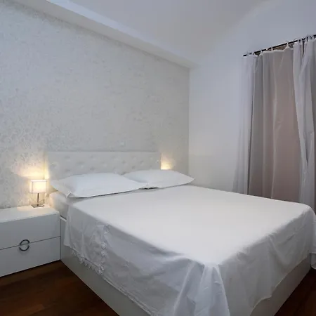 Veronika Villa Podgora
